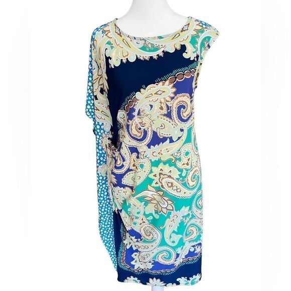 A Pea in the Pod Maternity dress with butterfly sleeve on one side, size M. - Picture 1 of 7
